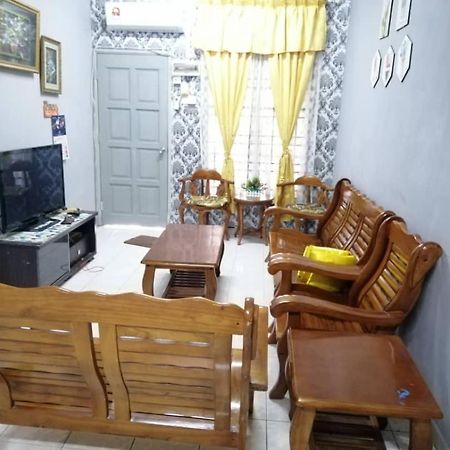 Homestay Perpaduan, Taman Bercham Raya Ulu Kinta Ipoh Perak Kampong Batu Lapan  Exterior foto