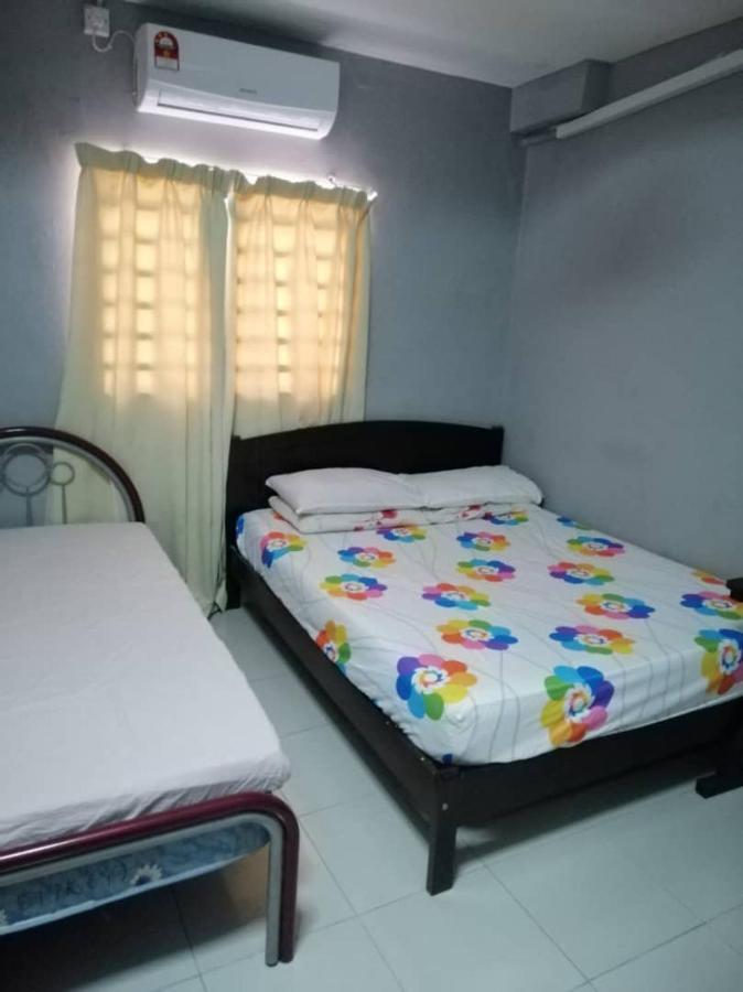 Homestay Perpaduan, Taman Bercham Raya Ulu Kinta Ipoh Perak Kampong Batu Lapan  Exterior foto